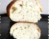 Pain poolish, une mie aérée et une croûte dorée. Parfait pour le cuisson le lendemain.
